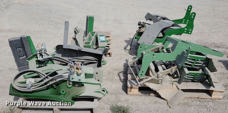 image for item DN3542 John Deere tractor parts