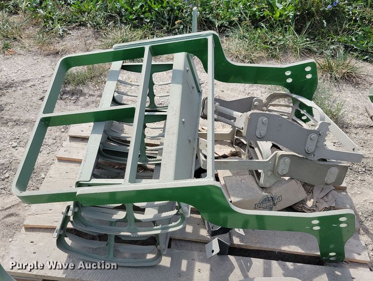 image for item DN3542 John Deere tractor parts