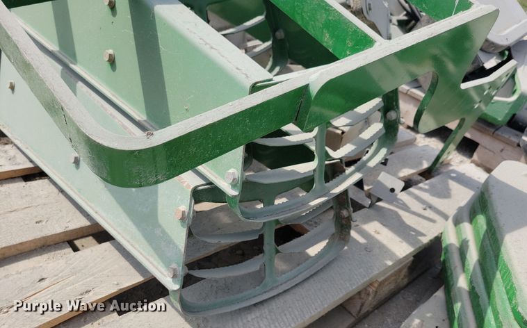 image for item DN3542 John Deere tractor parts