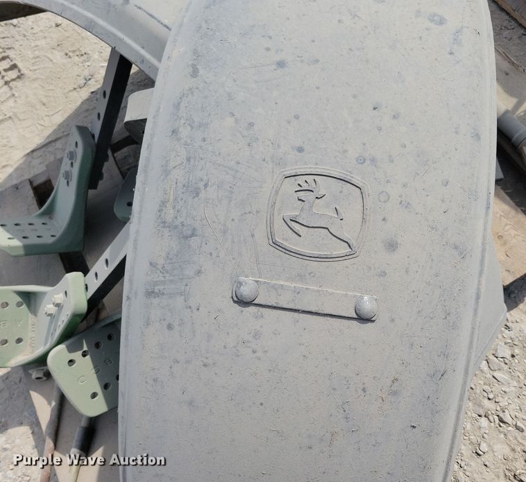 image for item DN3542 John Deere tractor parts