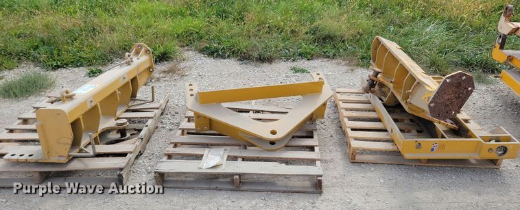 image for item DN3548 Motor grader parts