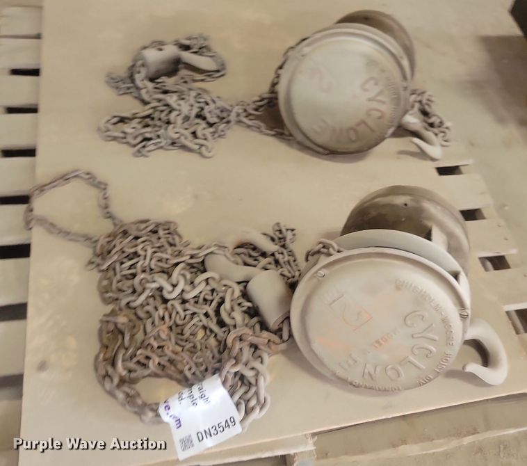 image for item DN3549 (2) Cyclone chain hoists