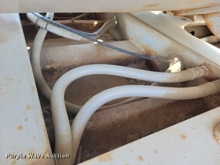 image for item DN3557 2004 Trail King TK60SSD-433 side dump trailer