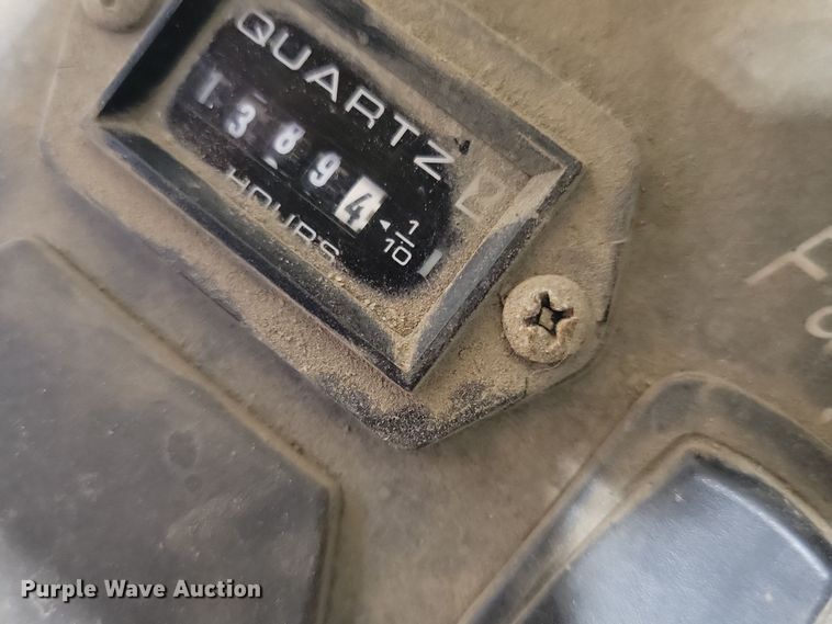 image for item DN3558 Tennant 5680 floor scrubber