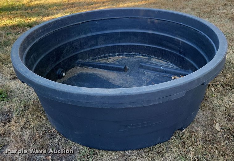 image for item DN3568 Century Products stock tank