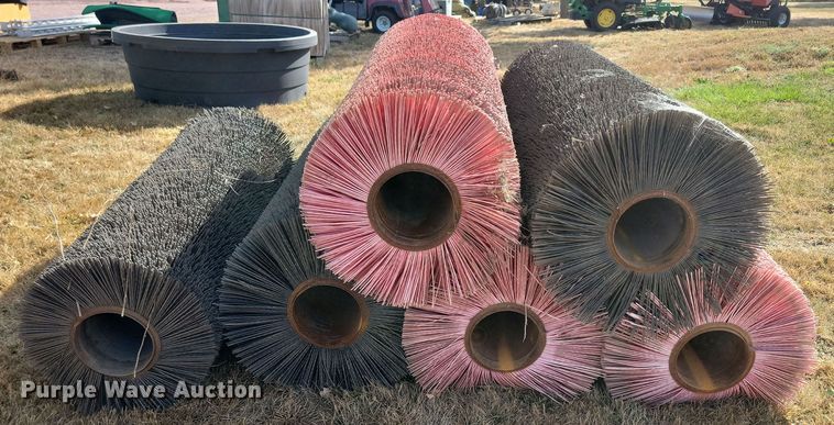 image for item DN3569 (6) brooms