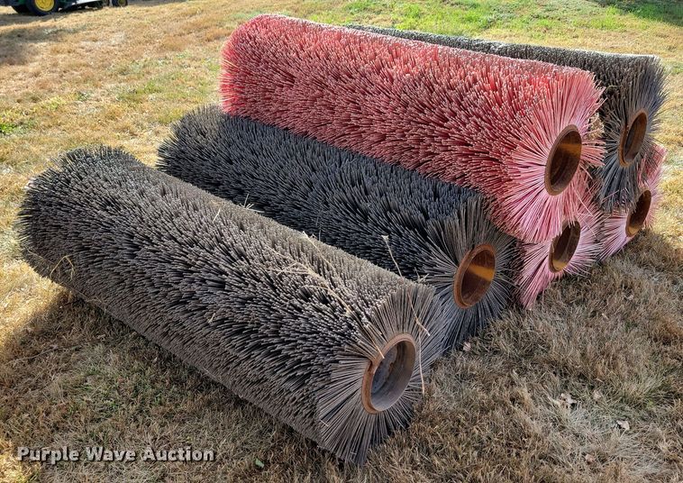 image for item DN3569 (6) brooms