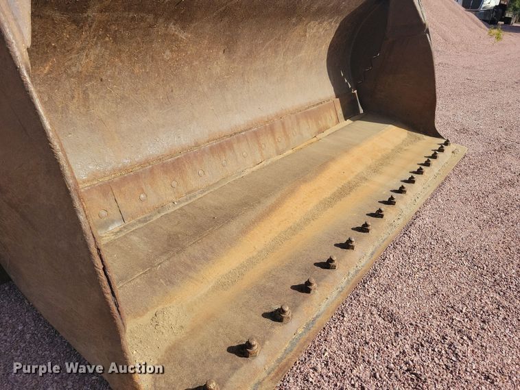 image for item DN3574 2002 Volvo L70D wheel loader