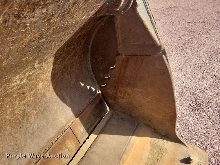 image for item DN3574 2002 Volvo L70D wheel loader