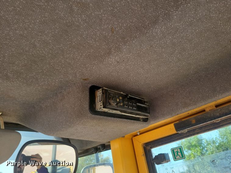 image for item DN3574 2002 Volvo L70D wheel loader