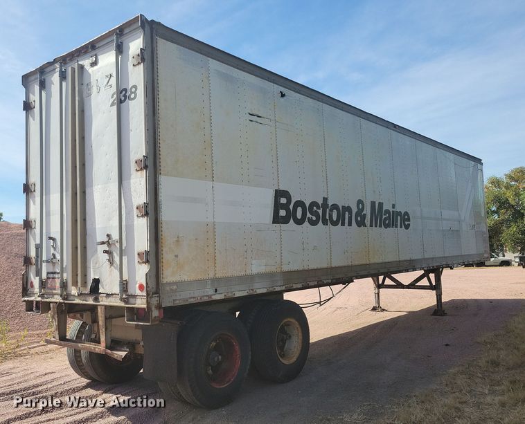 image for item DN3575 1979 Fruehauf FBZ9-F2-40 dry van trailer