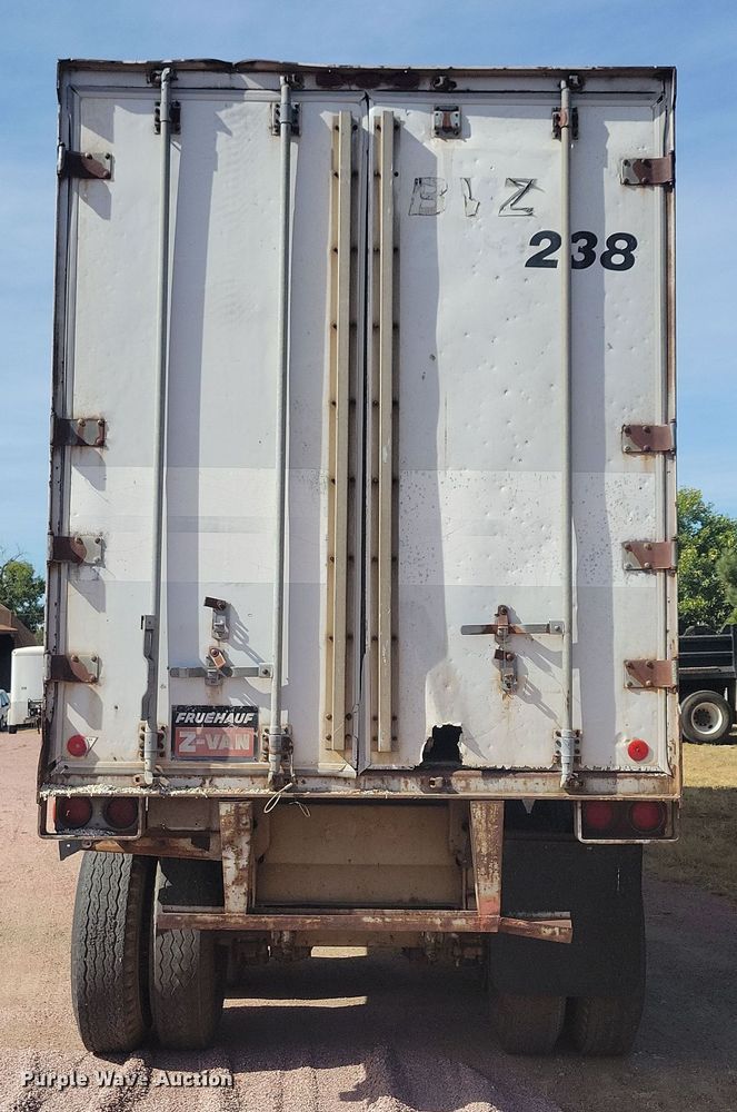 image for item DN3575 1979 Fruehauf FBZ9-F2-40 dry van trailer