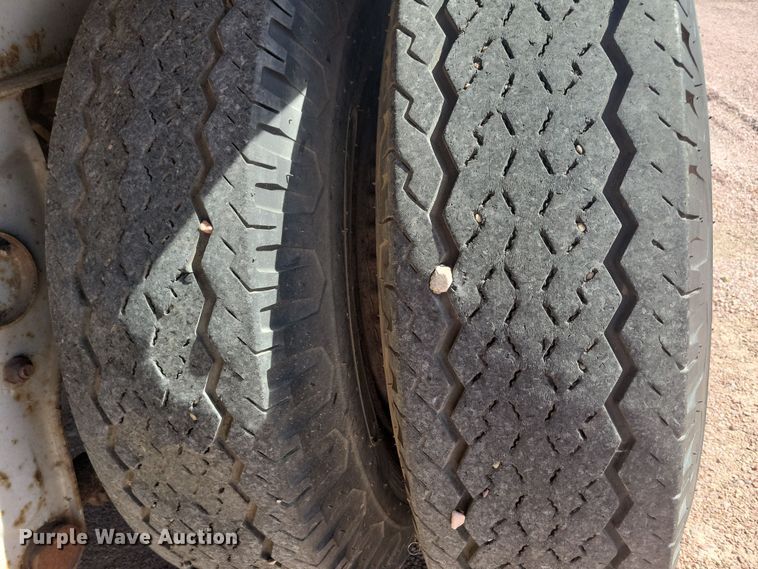 image for item DN3575 1979 Fruehauf FBZ9-F2-40 dry van trailer