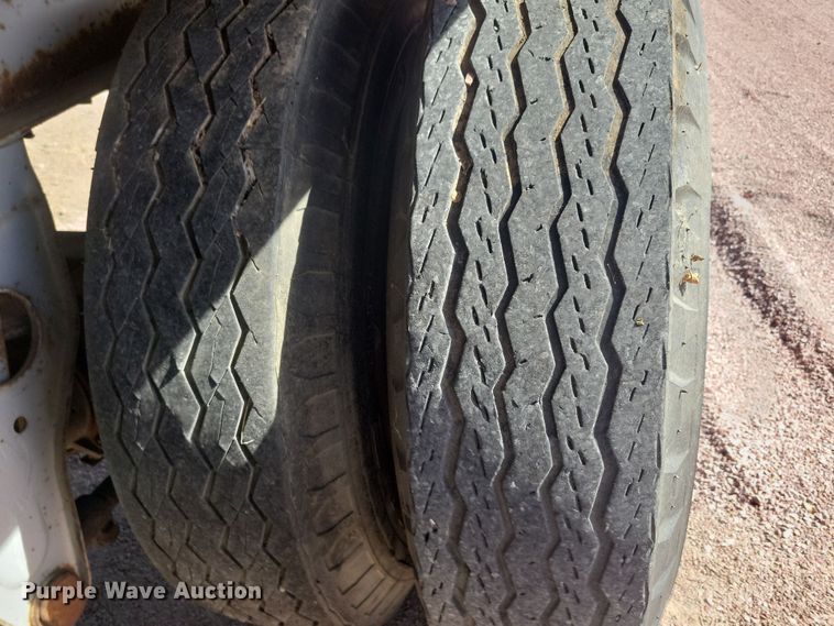 image for item DN3575 1979 Fruehauf FBZ9-F2-40 dry van trailer