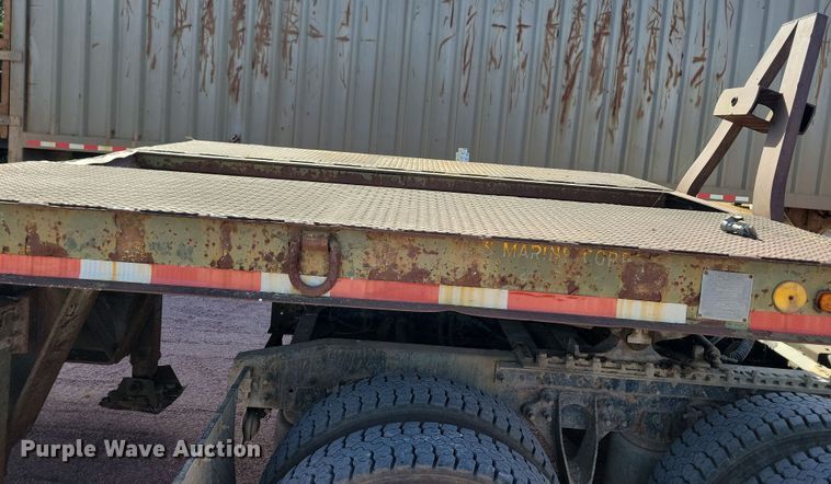 image for item DN3577 1976 Rogers T35L16-58-15 drop deck trailer