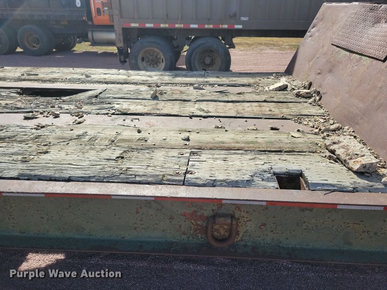 image for item DN3577 1976 Rogers T35L16-58-15 drop deck trailer