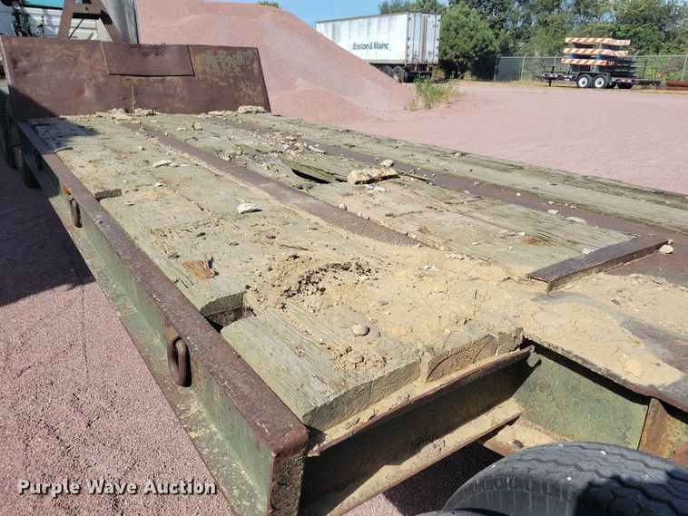 image for item DN3577 1976 Rogers T35L16-58-15 drop deck trailer