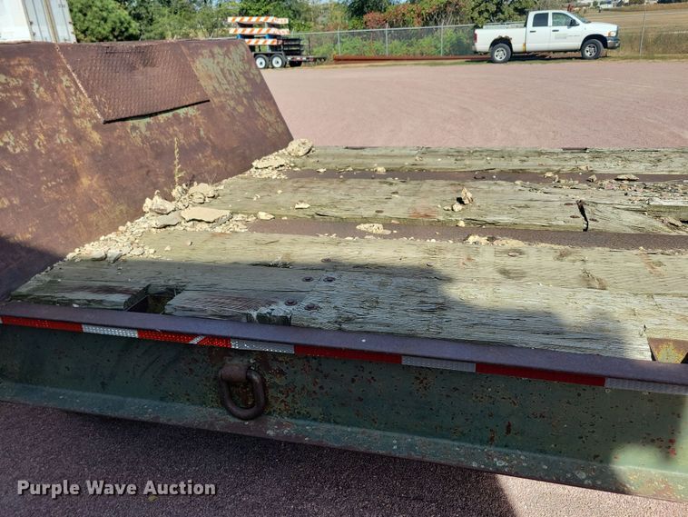 image for item DN3577 1976 Rogers T35L16-58-15 drop deck trailer