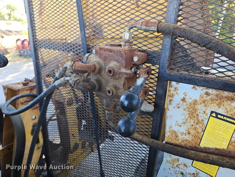 image for item DO5478 1990 Ford 6610 Series 2 tractor