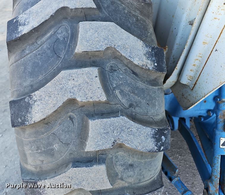 image for item DO5478 1990 Ford 6610 Series 2 tractor