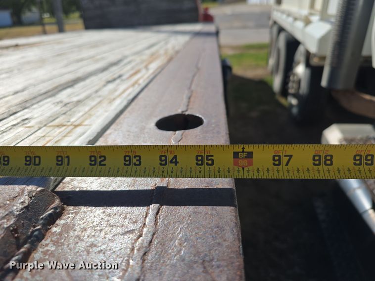 image for item DO5480 1984 Ford F700 flatbed truck