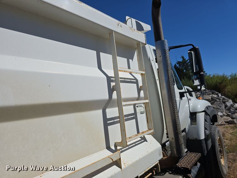 image for item DO5482 2014 International WorkStar 7600 dump truck