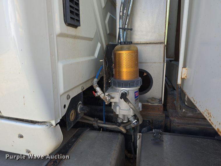 image for item DO5482 2014 International WorkStar 7600 dump truck