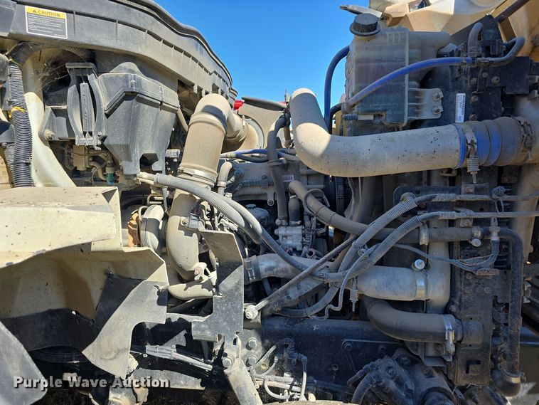 image for item DO5482 2014 International WorkStar 7600 dump truck