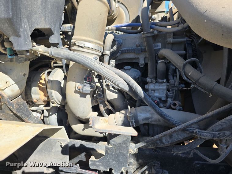 image for item DO5482 2014 International WorkStar 7600 dump truck