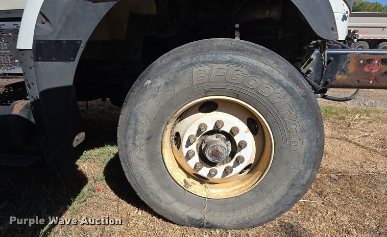 image for item DO5482 2014 International WorkStar 7600 dump truck