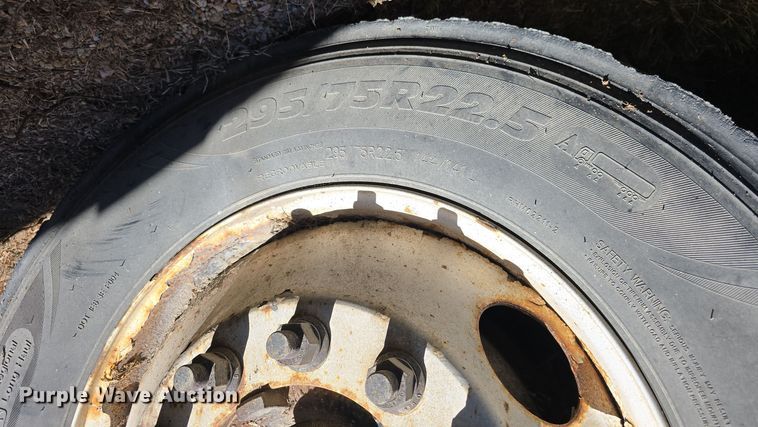 image for item DO5482 2014 International WorkStar 7600 dump truck