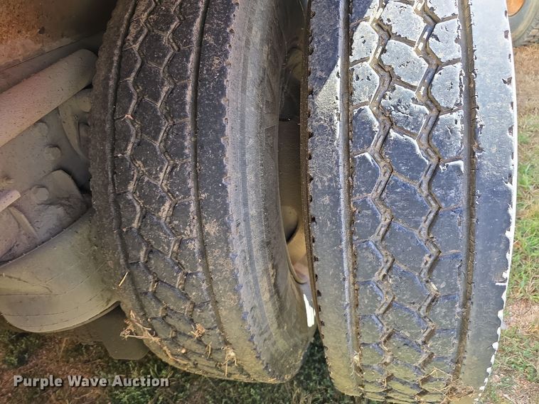 image for item DO5482 2014 International WorkStar 7600 dump truck