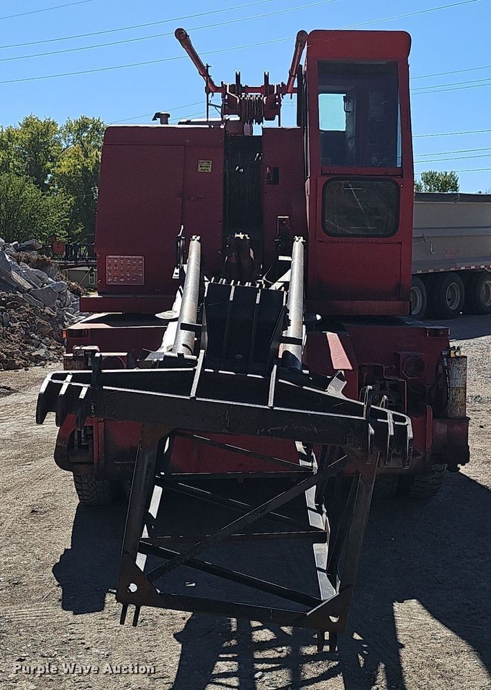 image for item DO5484 1978 FMC Link-Belt HC-48A crane