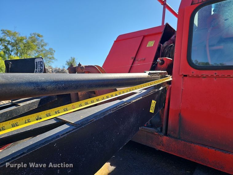 image for item DO5484 1978 FMC Link-Belt HC-48A crane