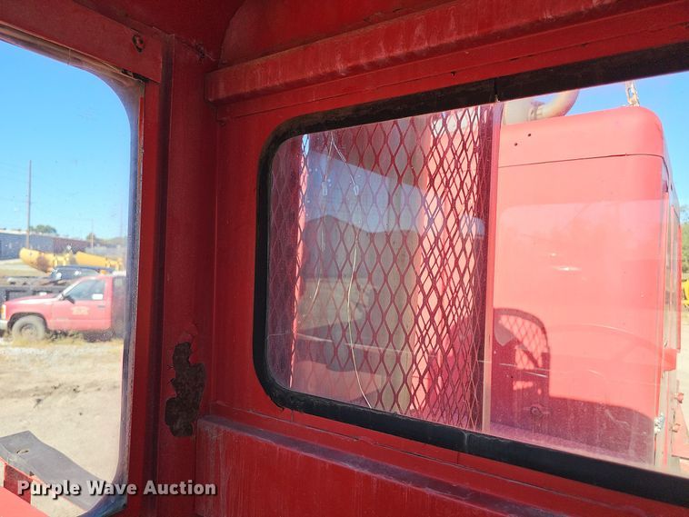 image for item DO5484 1978 FMC Link-Belt HC-48A crane