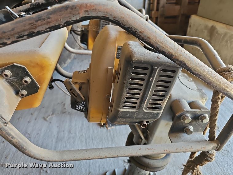 image for item DO5487 (2) Stone SVR2811 plate compactors