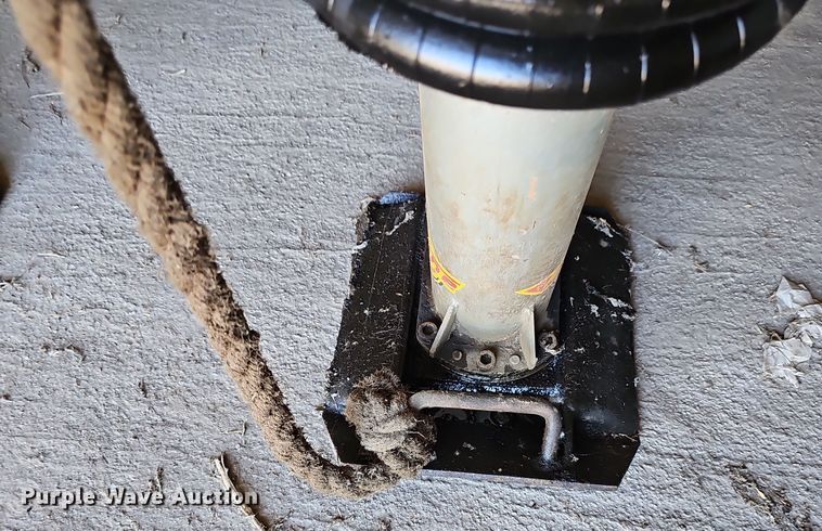 image for item DO5487 (2) Stone SVR2811 plate compactors