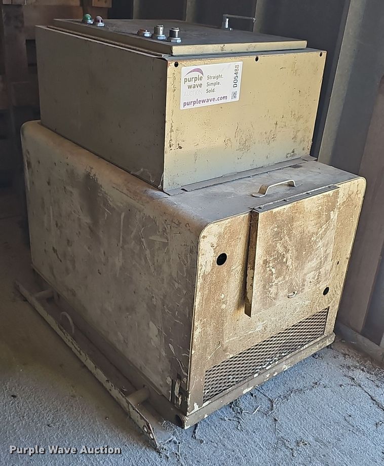 image for item DO5488 McGraw-Edison Onan 5.0 generator