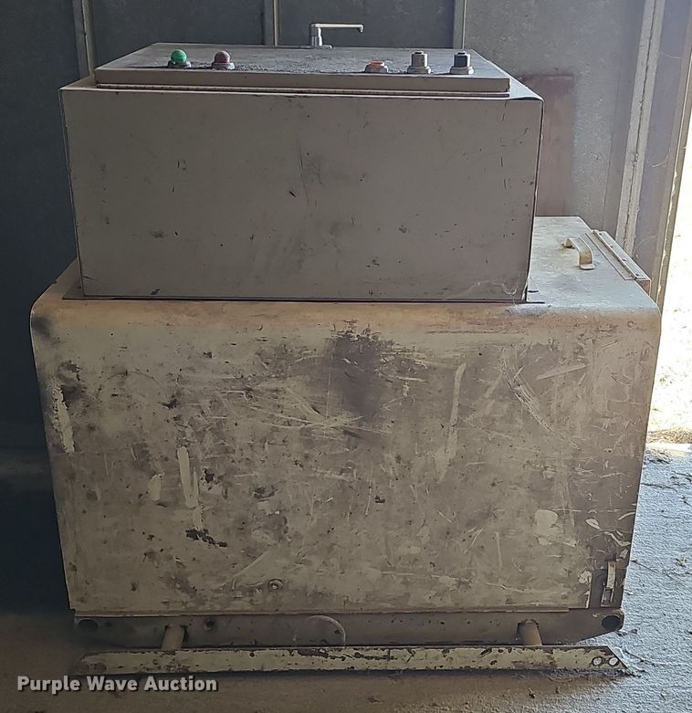 image for item DO5488 McGraw-Edison Onan 5.0 generator