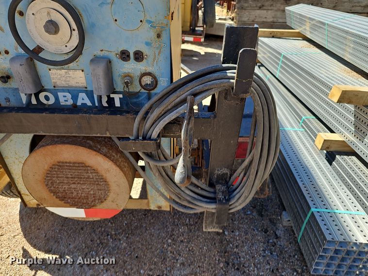 image for item DO5489 Hobart GF-250 welder/generator