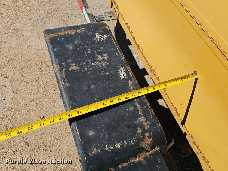 image for item DO5489 Hobart GF-250 welder/generator