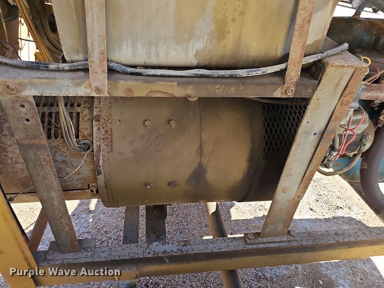 image for item DO5489 Hobart GF-250 welder/generator