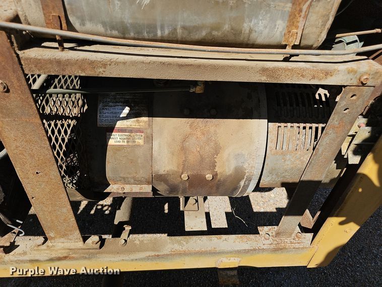 image for item DO5489 Hobart GF-250 welder/generator