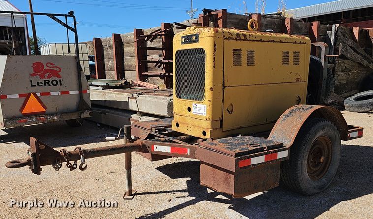 image for item DO5490 Hobart GPR-258 welder/generator