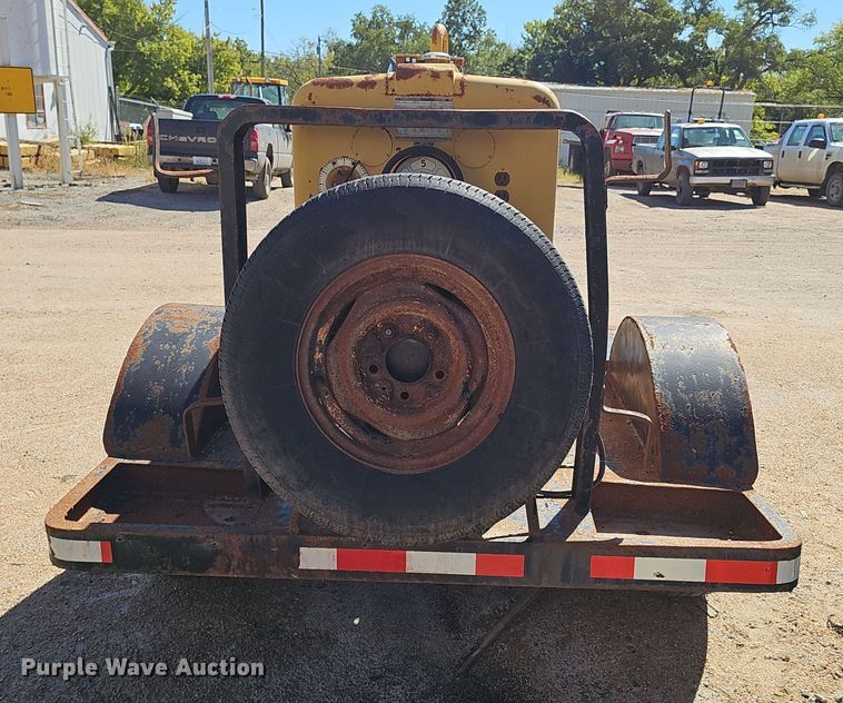 image for item DO5490 Hobart GPR-258 welder/generator