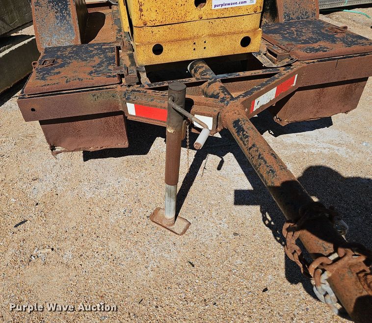 image for item DO5490 Hobart GPR-258 welder/generator