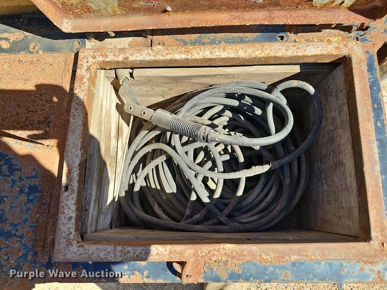 image for item DO5490 Hobart GPR-258 welder/generator