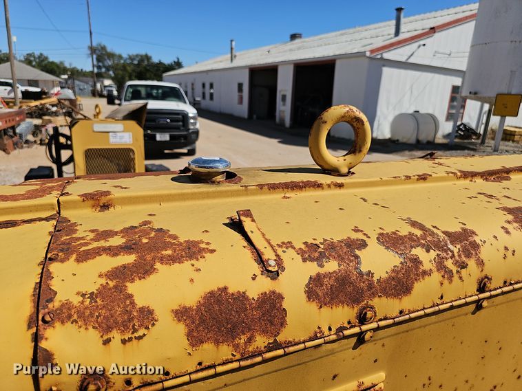 image for item DO5490 Hobart GPR-258 welder/generator