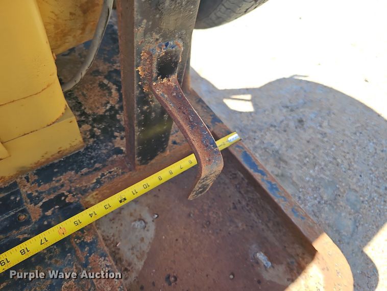 image for item DO5490 Hobart GPR-258 welder/generator