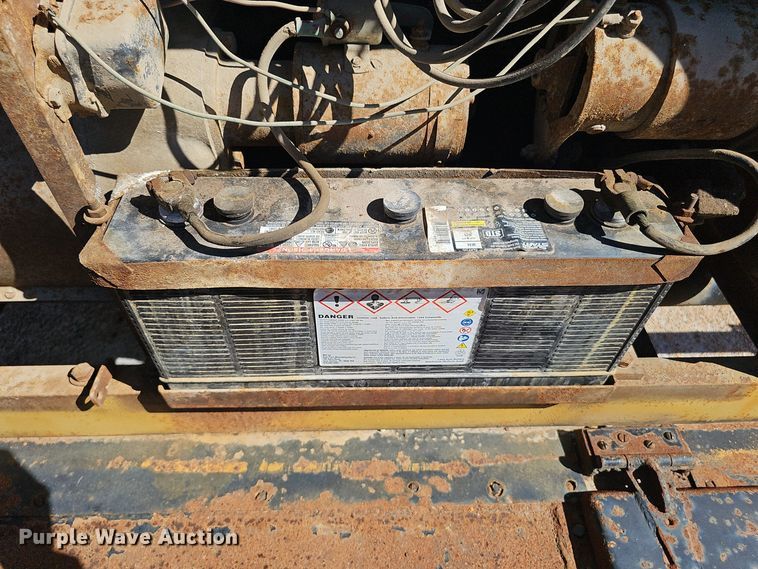 image for item DO5490 Hobart GPR-258 welder/generator